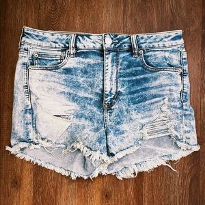 American Eagle Distressed High Waisted Shorts